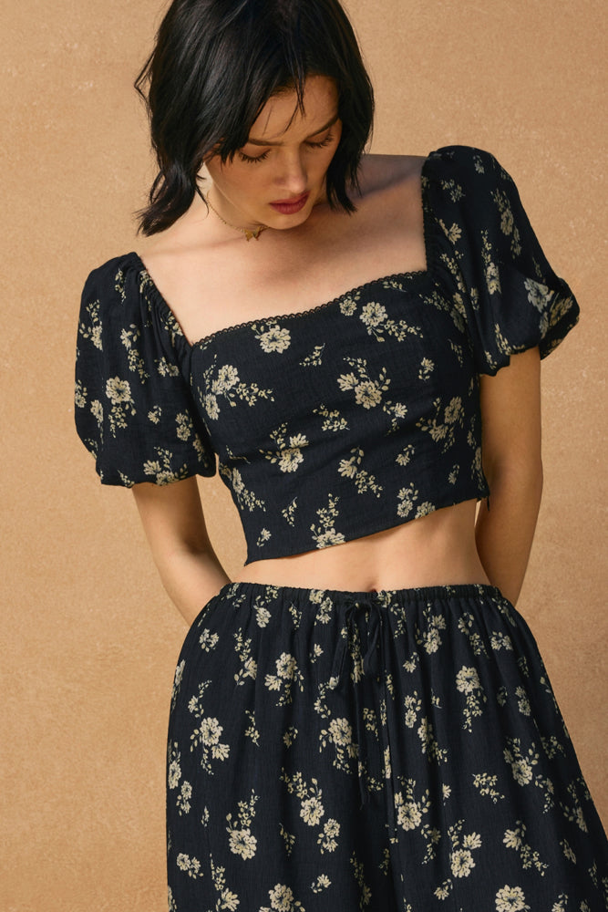 Dancing Moon Puff Sleeve Crop Top