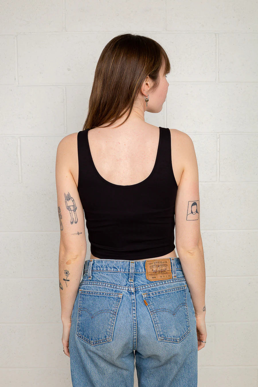 Cropped Basic Tank in Black top No Less Than 