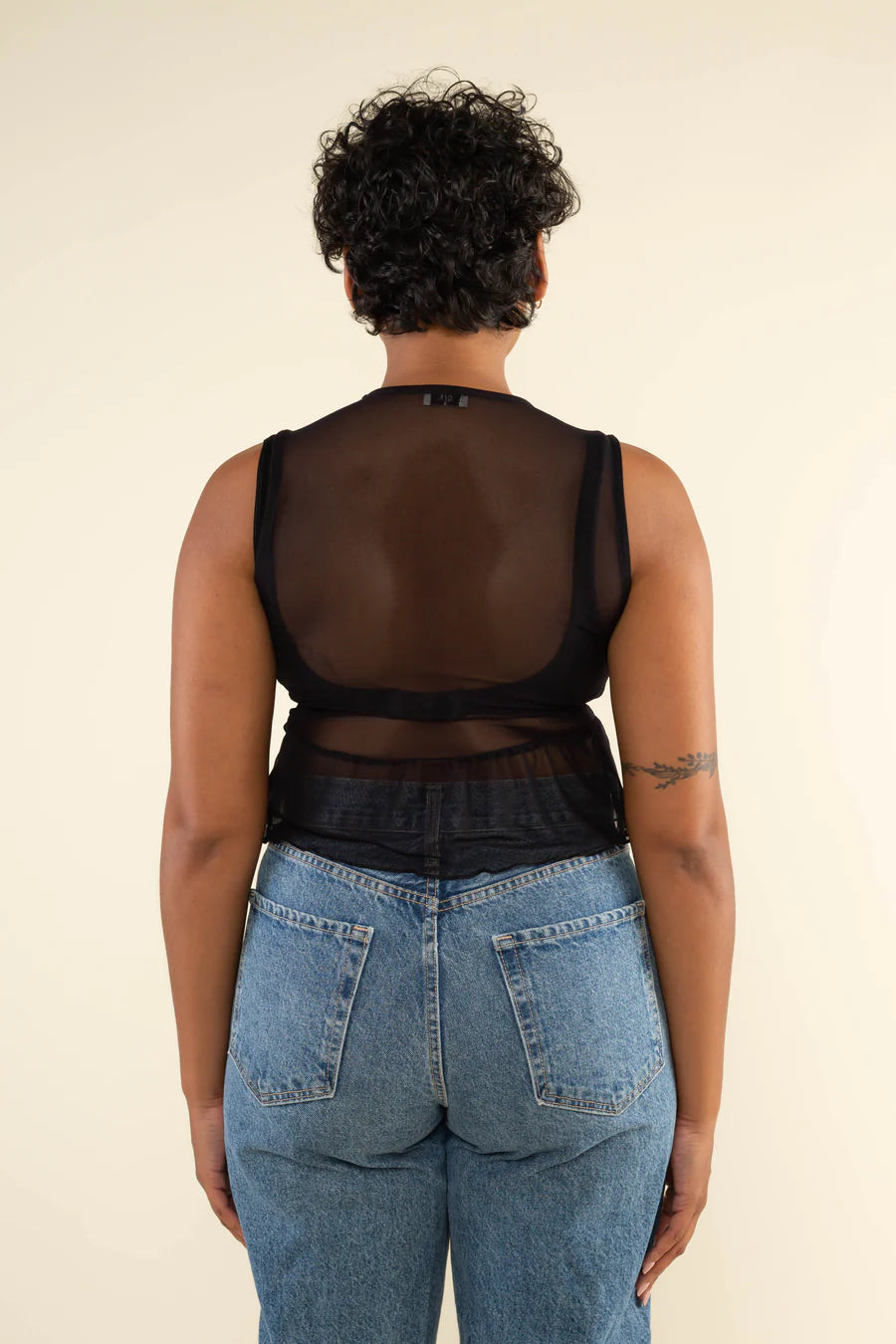 Gal Top top No Less Than 