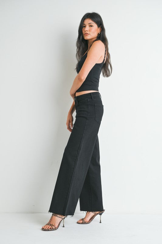Relaxed Wide Leg in Black